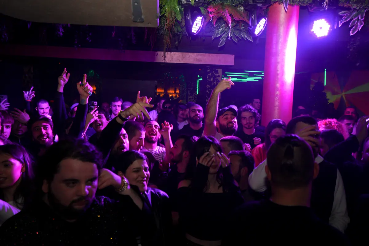 Peak hour on the dancefloor during a birthday night